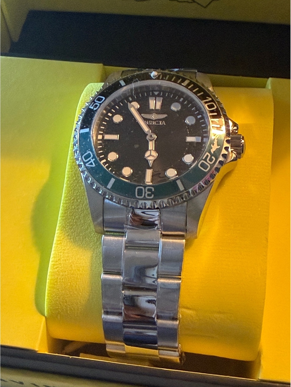 $279 Invicta PRO DIVER black dial diver watch with silver-tone BAND